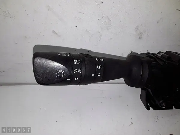 Interrupteur Toyota Auris 2014 17F852 image 2