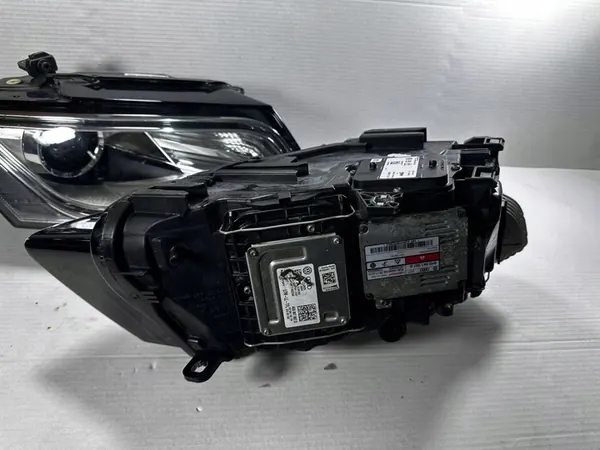 Faros Q5 SQ5 8R Lift Xenón LED 8R0941032C 8R0941753C image 5