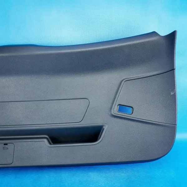 Audi Q3 takaluukun verhoilu OEM 83A867979A - Käytetty image 4