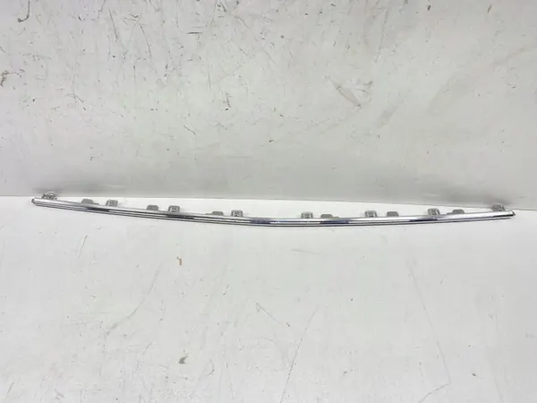 OEM A2068855802 Nedre Kromlist Stötfångare Mercedes C-klass image 2