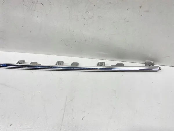OEM A2068855802 Nedre Kromlist Stötfångare Mercedes C-klass image 3