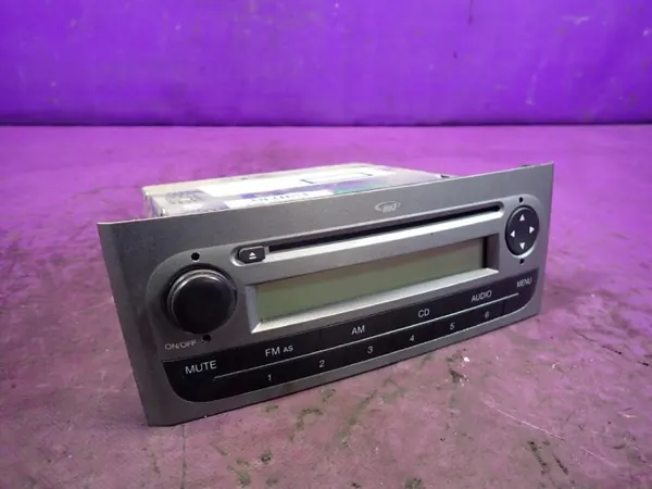 Radio CD Fiat Grande Punto OEM 7354918870 image 2