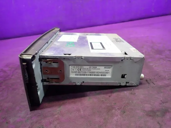 Radio CD Fiat Grande Punto OEM 7354918870 image 4