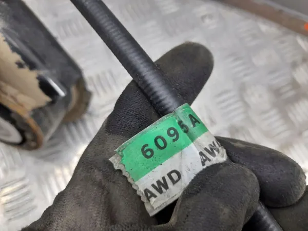 Dodge Challenger Bakre balk OEM ATV44273 image 3