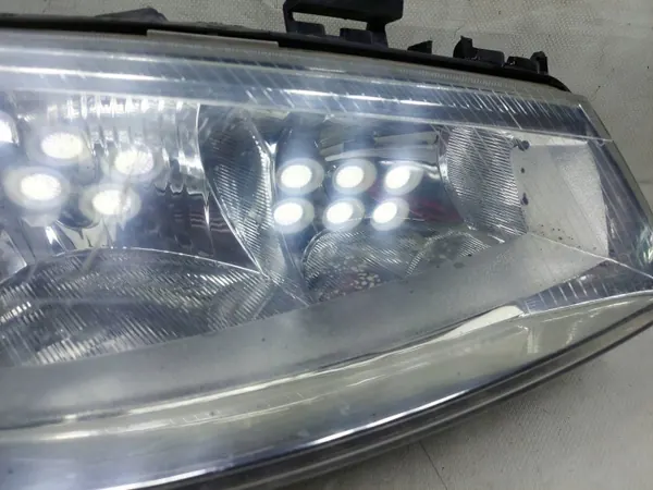 Phare avant droit OEM 150033KASACJA Renault Megane II image 4