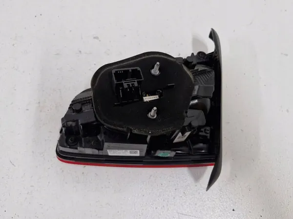 Lámpara trasera izquierda LED VW Passat B8 Lift image 2