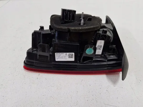 Lámpara trasera izquierda LED VW Passat B8 Lift image 3