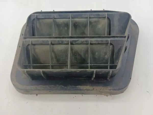 Saab 9-7X 2006 Heckschürze Lüftungsgitter OEM 15189391 image 2