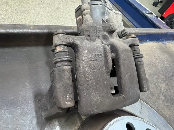 AUDI A6 C6 A8 FRAMTIDSDISK 321x30mm image 5