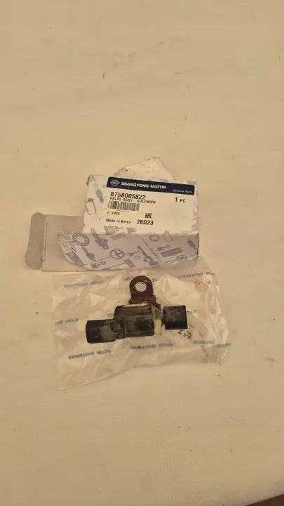 SsangYong Klep OEM 8758005822 - Gebruikte Staat image 2