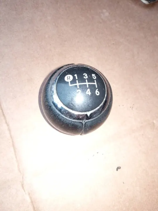Toyota OE vaihteenvalitsimen nuppi OEM avensis t27 09-15 image 4