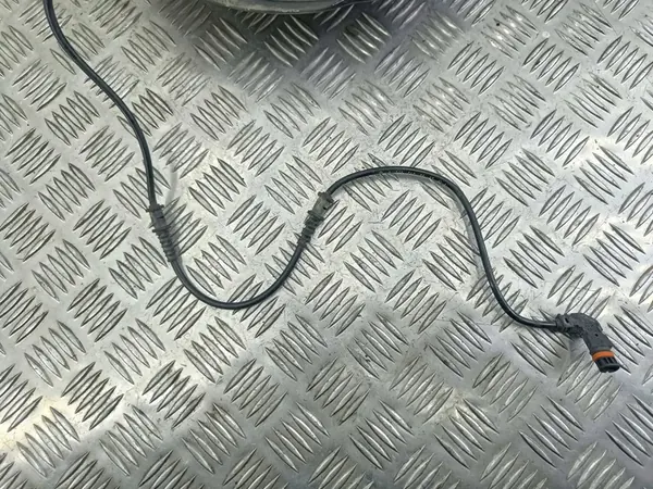 Mercedes-Benz E W212 2010 Framhjulnav A2044211220 image 7