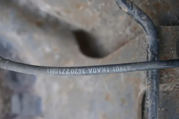 Nissan Juke F15 Trave di Sospensione Posteriore 555011KK0A image 6