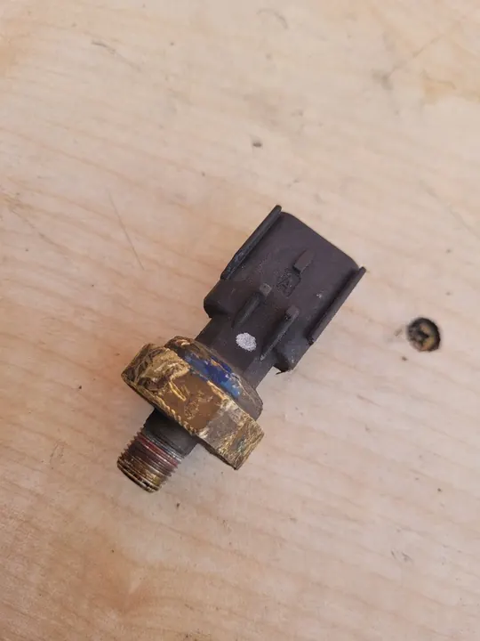 Öljynpaineanturi JEEP CHEROKEE KK 07-12 05149064AA image 6