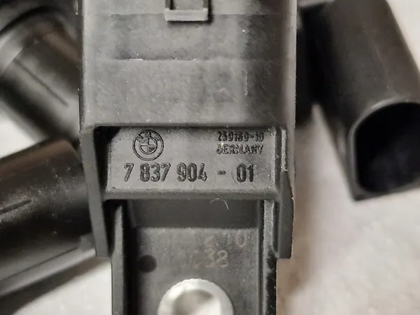 BMW OE 13627837904 Kamaxelgivare image 2