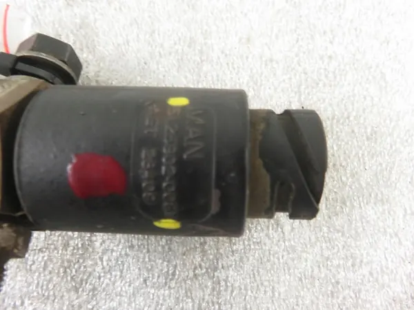 MAN OE Flammglühkerze OEM 51259020081 Gebraucht image 4