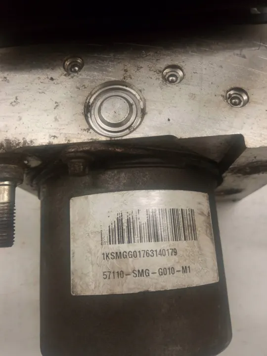 ABS-pumpstyrenhet-kontakt OEM 57110-SMG-G010-M1 image 4