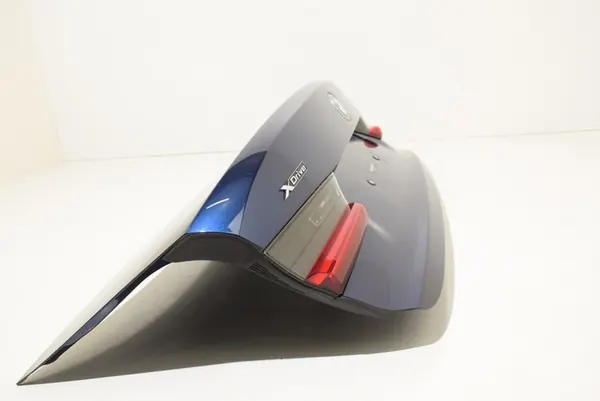 BMW 3 G20 Takapuskurin Setti C10 mediterran blau OEM image 7