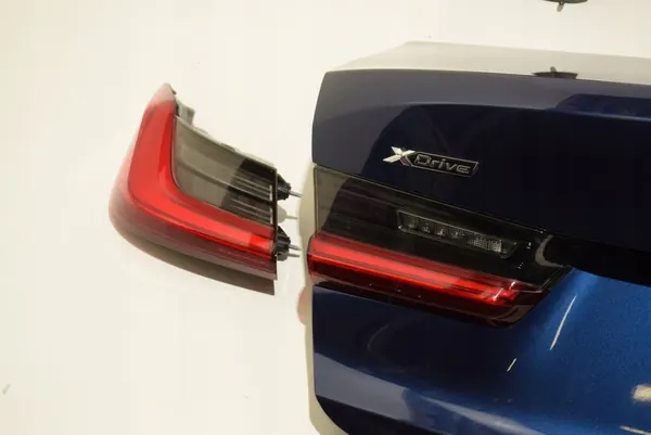 BMW 3 G20 Takapuskurin Setti C10 mediterran blau OEM image 8