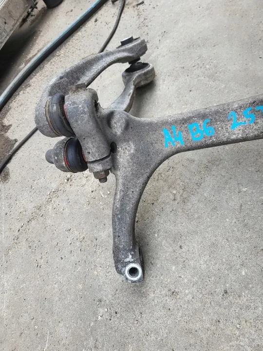 Mozzo sterzo anteriore destro Audi A4 B6 8E0407242B image 4