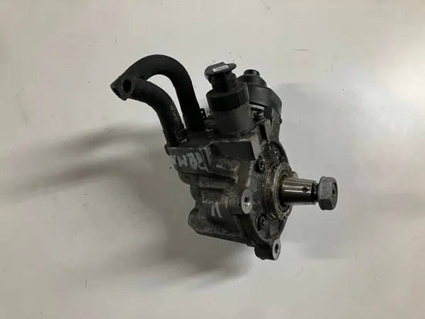 Pompe à injection OEM 04L130755E pour 1.6 TDI image 2