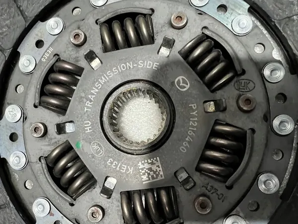 MAZDA 3 BP Volante de Duas Massas SKYACTIV-G 2019 image 3