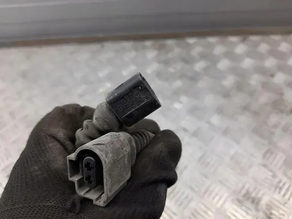 Porsche Macan (95B) 2016 Câblage capteur ABS arrière droit image 3