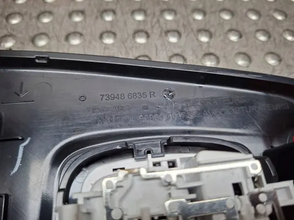 Plaquette Plafonnier OEM S26282839 Renault Trafic III image 3