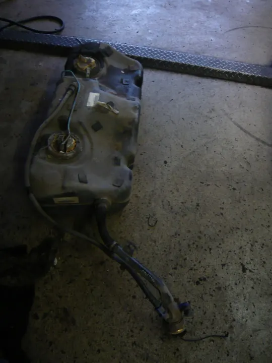 Polttoainesäiliö OEM Zbiornik paliwa bak Mini Cooper R50 diesel image 2