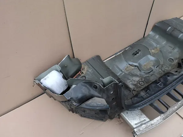 Para-choques traseiro FORD FOCUS MK4 OEM - Carrinha completa image 5