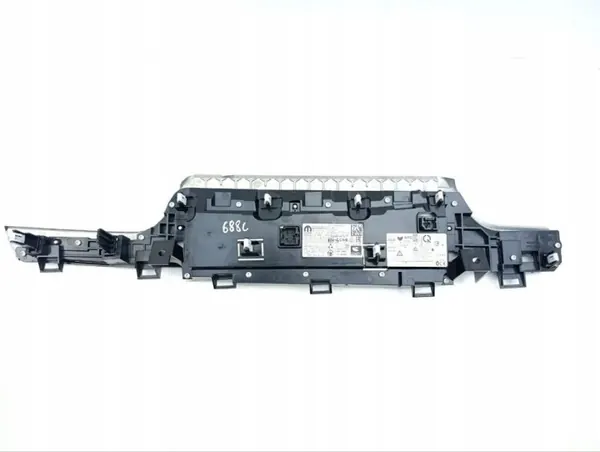 Jeep Grand Cherokee V 2022 Skärm OEM 68428545AI image 9