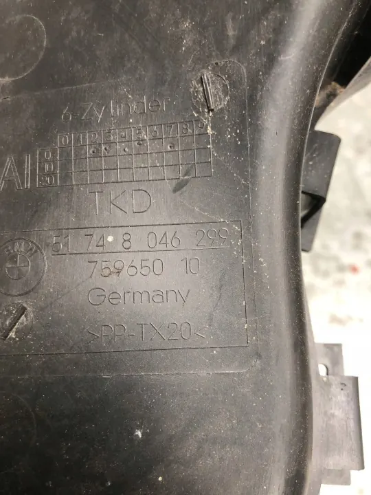 Bromsluftintag OEM 8046299 för BMW E82 image 4