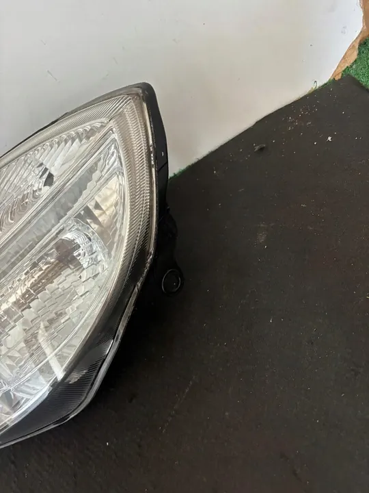 Farol Esquerdo para Skoda Fabia 2 Pré-Facelift AFL image 7