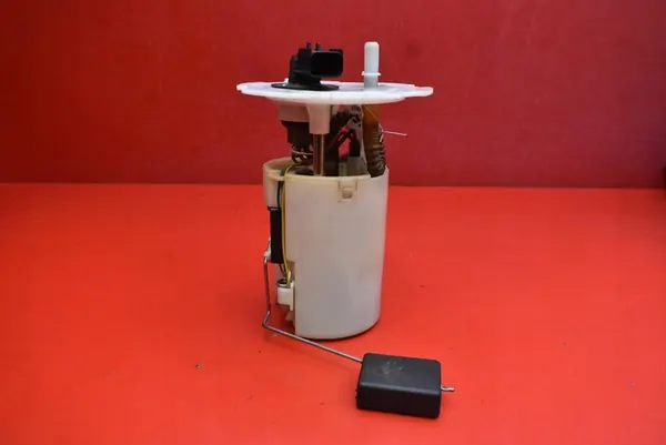 Brandstofpomp 96495969 Chevrolet Lacetti 1.4 E-TEC 04-13 image 6