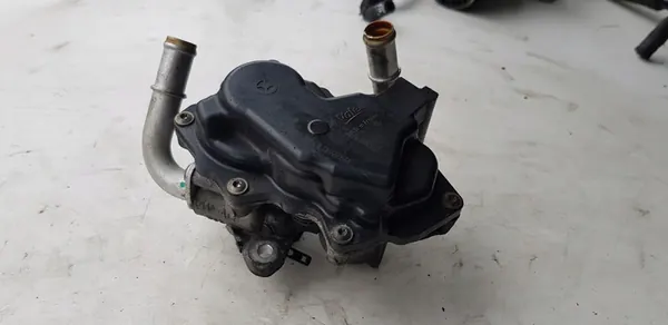 EGR-venttiili VW AUDI SKODA SEAT 2.0 TDI 04L131501N image 2