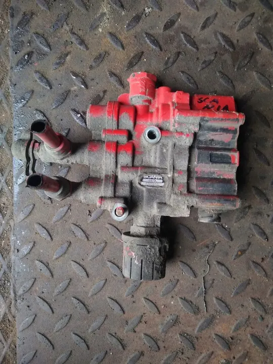 Soupape Suspension Air Scania ECAS OEM 1383955 image 2