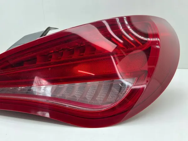 MERCEDES W117 CLA Lámpara Trasera LED Derecha A1179060601 image 3