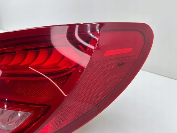 MERCEDES W117 CLA Lámpara Trasera LED Derecha A1179060601 image 4