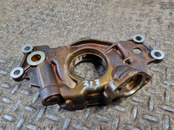 Bomba de aceite Cadillac Escalade OEM 12571896 - Usada image 6