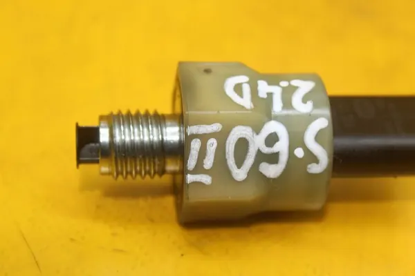 Oljetryckssensor Volvo S60 II V60 2.4 D5244T17 9487295 image 9