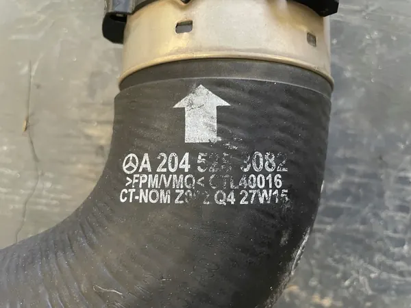 Mercedes-Benz OE A2045283082 intercooler-buis image 2