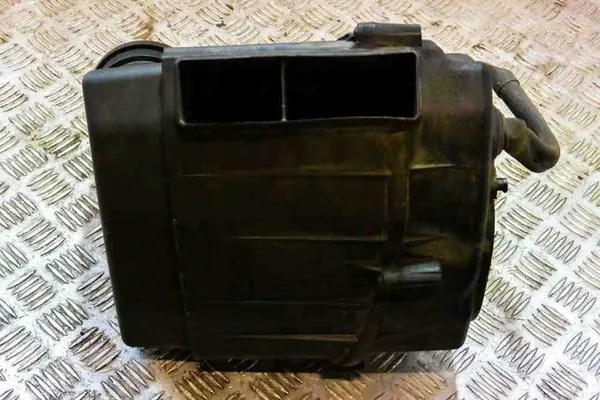 Ilmansuodattimen Kotelo Audi A8 D3 4E0907135A image 3