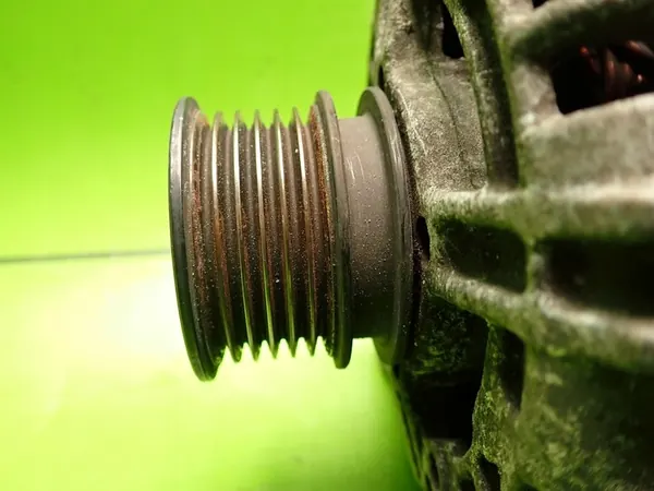 Vaihtovirtageneraattori VW POLO IV 1.4 2006 036903024D image 3