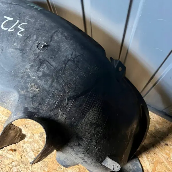 RENAULT CLIO IV Rear Right Wheel Arch OE 767487242R image 5