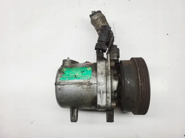 Compressore aria condizionata Denso per BMW e36 image 2