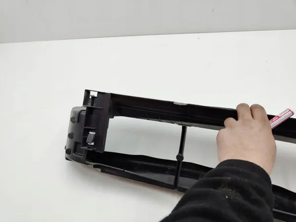 Ilmakanava intercooler OEM 93456606 - Renault Trafic III image 8
