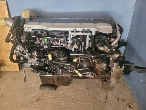 MAN D2066 Motor 440 PS Euro 5 OEM 8110000000 image 3