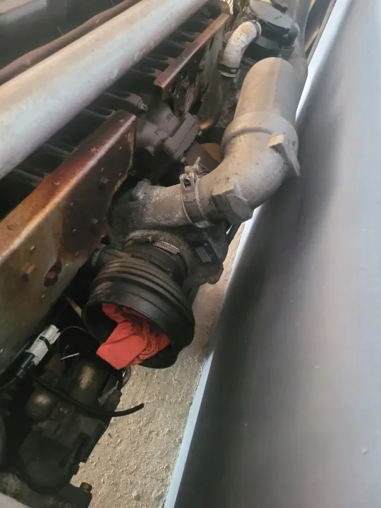 MAN D2066 Motor 440 PS Euro 5 OEM 8110000000 image 5