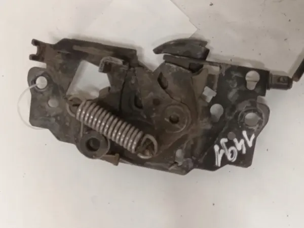 Fechadura do capô Ford Focus image 2