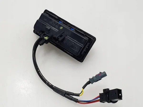 VW Tiguan 5NA 2017 Heckklappengriff mit Kamera OEM 5NA827566 image 6